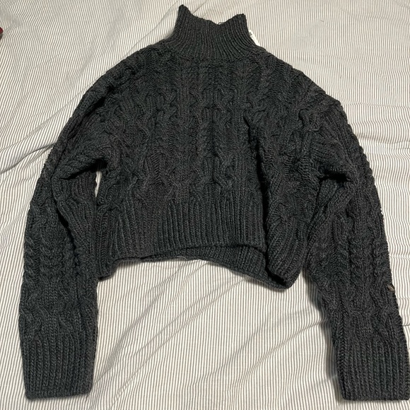 zara crop turtle neck sweater - Picture 1 of 2
